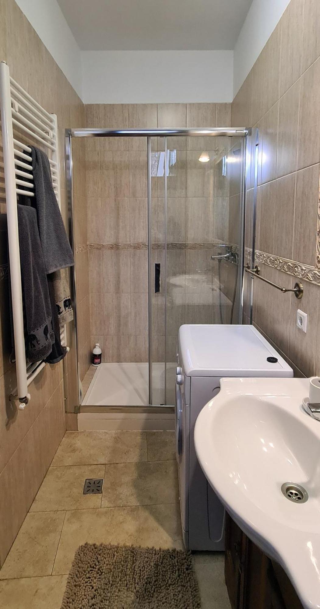 Schei Apartments Braşov Rum bild